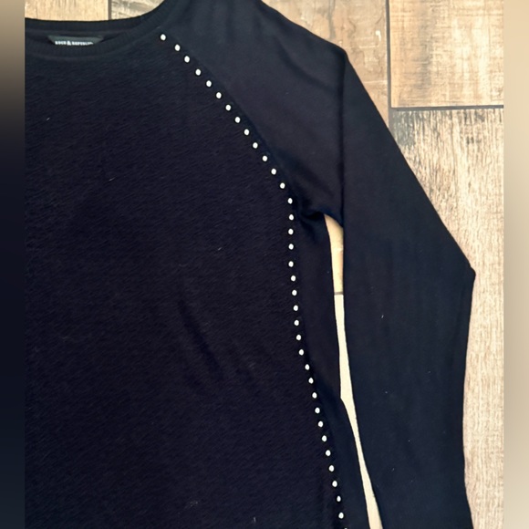 EUC Rock & Republic Studded Crewneck Sweater Size XL - Picture 3 of 5